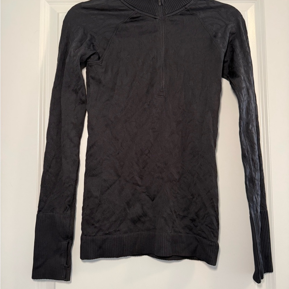 Lululemon Black Women's 1/4 Zip Top